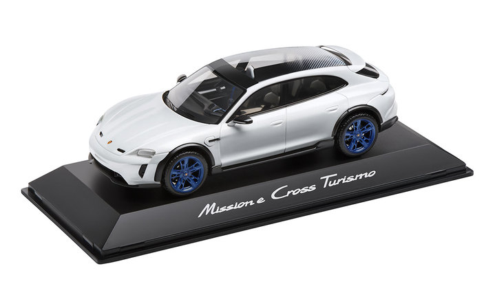 Mission E Cross Turismo, 1:18 - Modellini auto - Home - Porsche Driver's  Selection